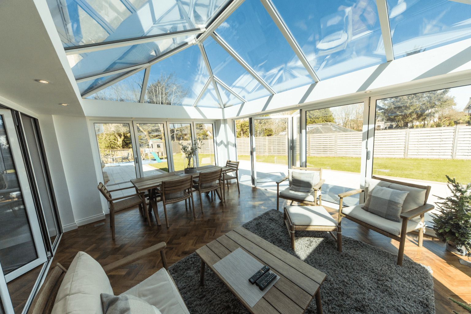Glass Ridge Window Glass Roof Suppliers | Glass Conservatory Roofs Rotherham, UK