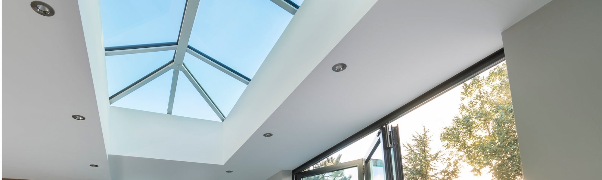 Insulated Internal Pelmet Glass Roof Chesterfield 